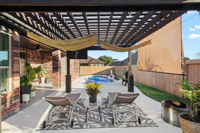 226 Hampton Glen Rd, Montgomery, TX 77356 - view of patio with a pergola, a fenced in pool, a fenced backyard, and ceiling fan