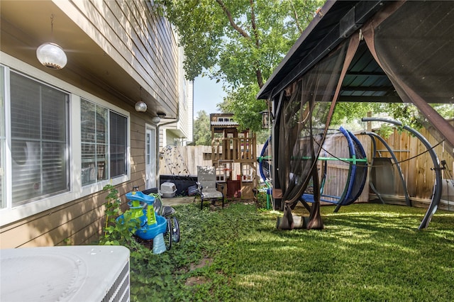 view of yard featuring cooling unit