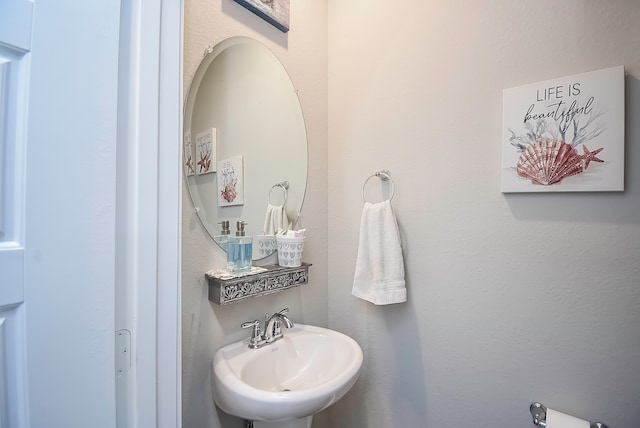 bathroom with sink