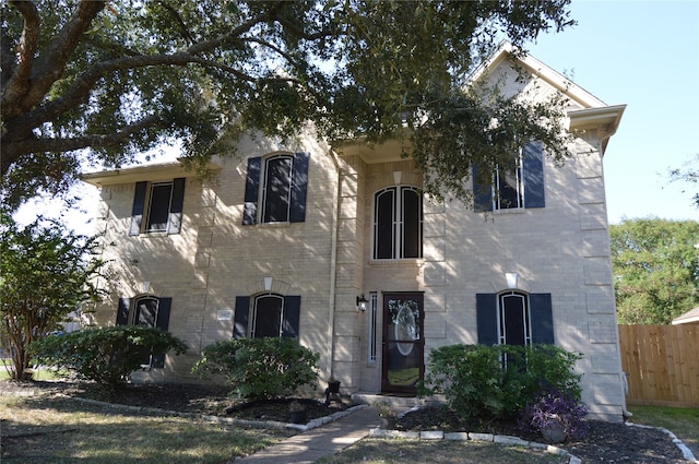 view of front facade