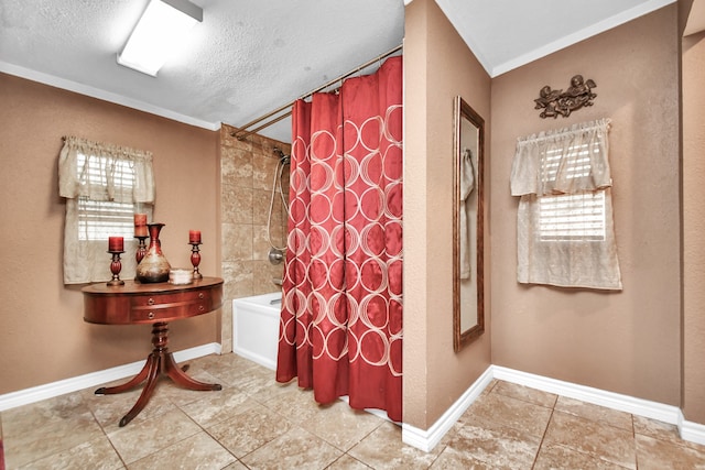 bathroom featuring shower / bath combo with shower curtain, crown molding, tile patterned floors, and plenty of natural light