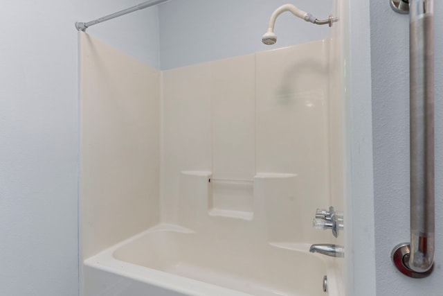 bathroom with shower / bathtub combination