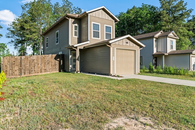 view of front of home featuring a front lawn