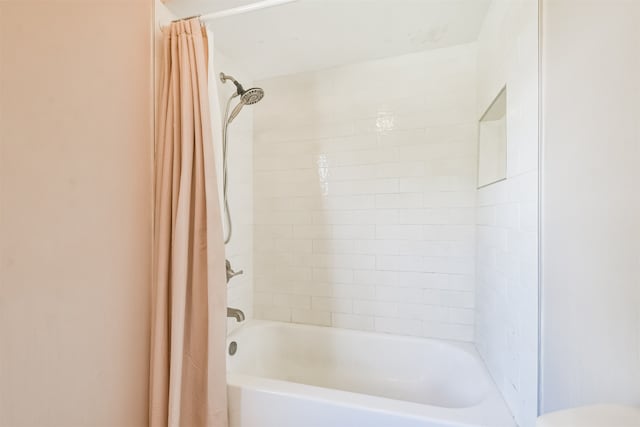 full bath featuring shower / bath combo