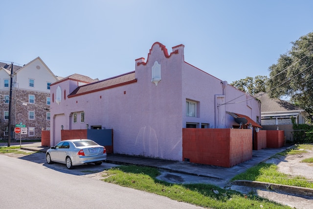 view of side of property