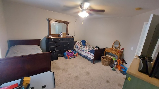 bedroom featuring carpet floors and ceiling fan