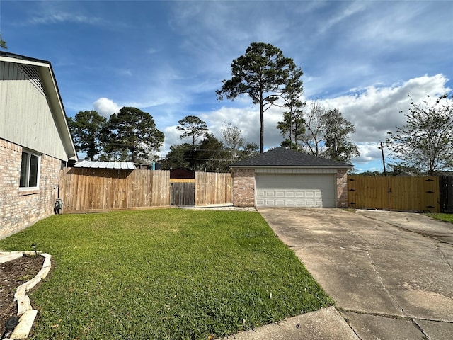 view of yard with a garage