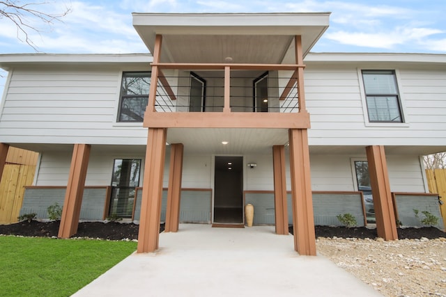 contemporary house featuring a balcony