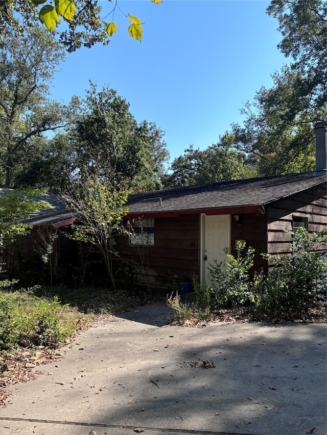 view of side of property