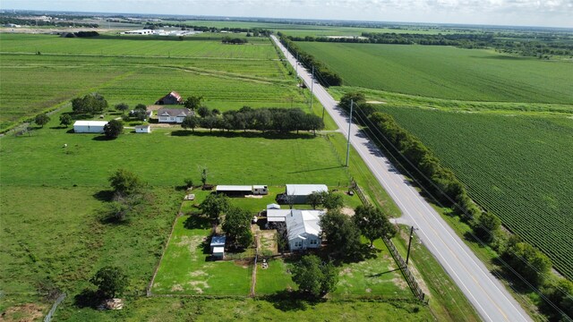 birds eye view of property featuring a rural view