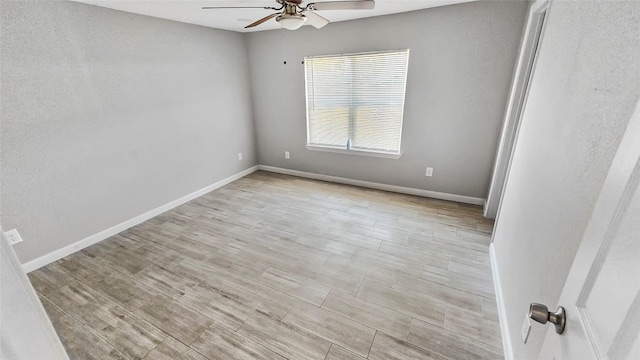 7120 Ave O, Houston, TX 77011 - unfurnished room with a ceiling fan and baseboards