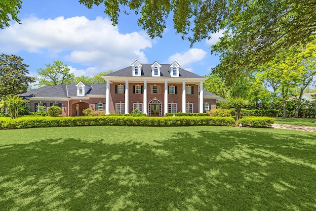 view of front of house with a front yard