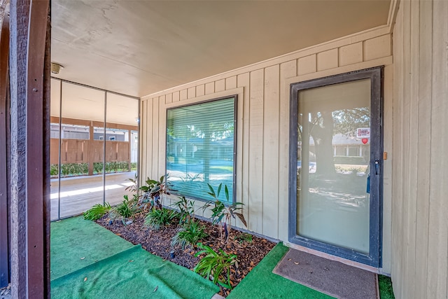 view of property entrance