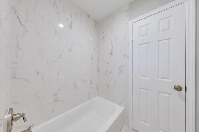 309A De Haven St, Houston, TX 77029 - bathroom featuring shower / washtub combination