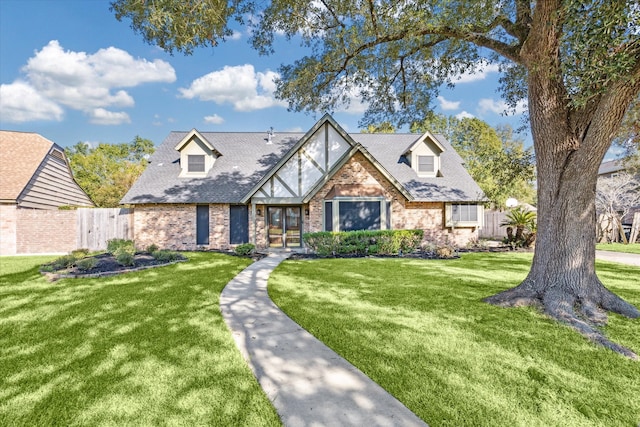 view of front of house with a front yard