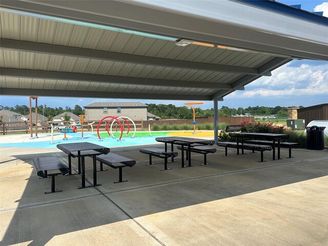 4315 Maple Root Ln, Pinehurst, TX 77362 - view of home's community