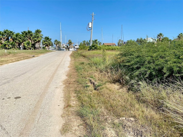 9115 W Bay Dr, Galveston, TX 77554 - photo 2