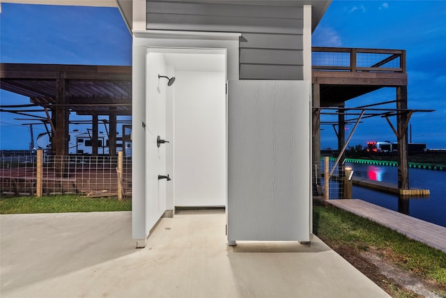 entrance to property with a patio