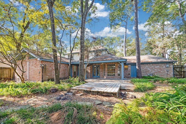 view of front facade featuring a deck