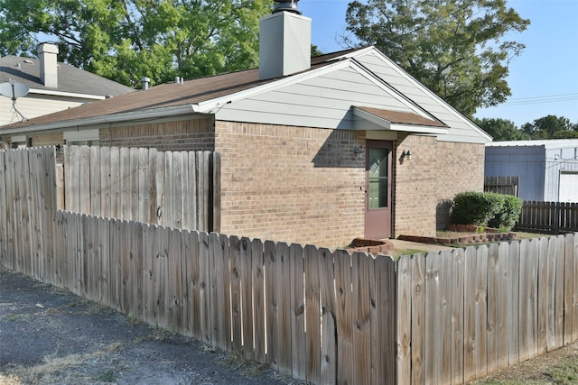 view of home's exterior