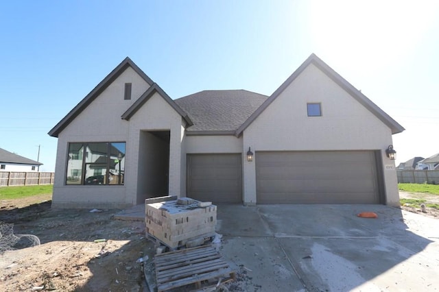 view of front facade featuring a garage