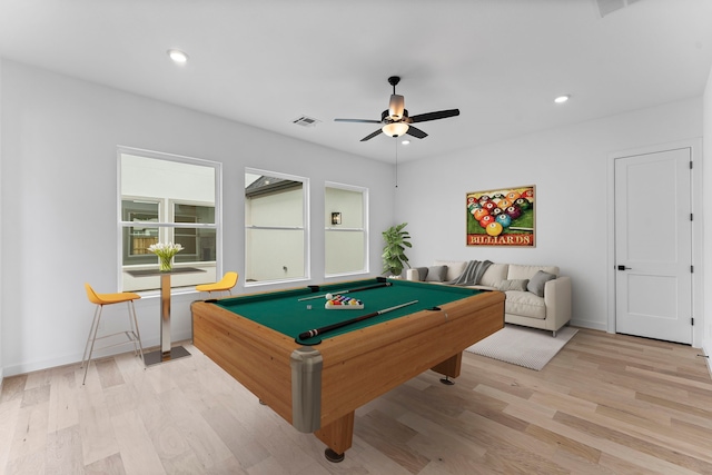 playroom with light hardwood / wood-style flooring, billiards, and ceiling fan