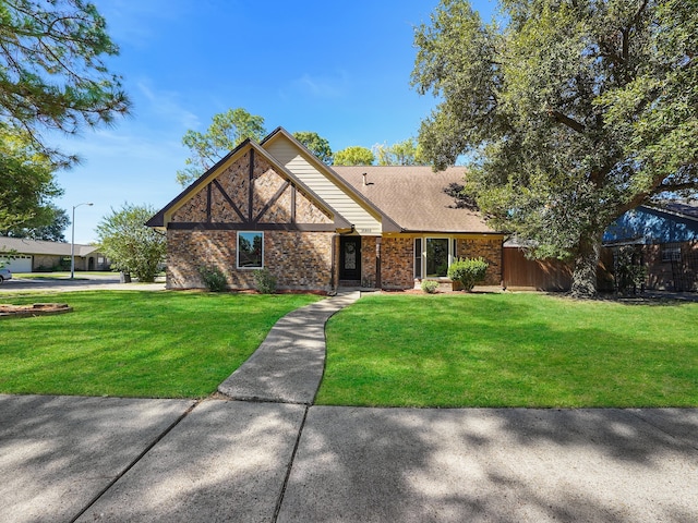 view of front of property with a front yard