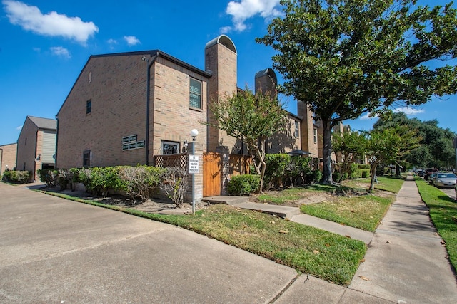 view of property exterior