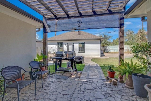 view of patio featuring a pergola