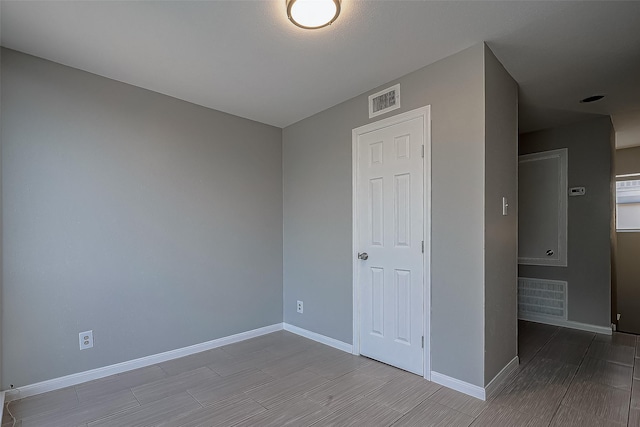 2333 Bering Dr Unit 139, Houston, TX 77057 - unfurnished room with baseboards