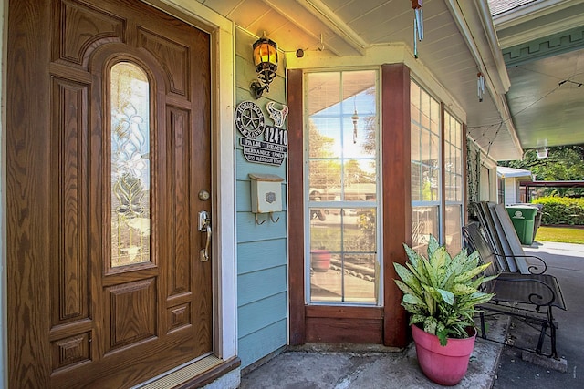 view of property entrance