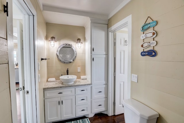 22819 Vida St, Galveston, TX 77554 - bathroom with vanity and tile walls