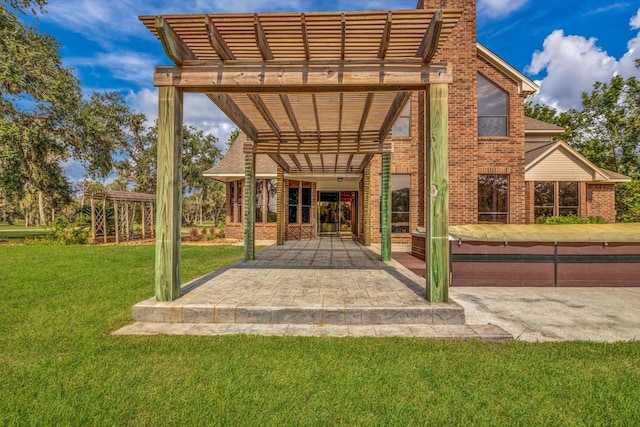 816 Lake Rd, Lake Jackson, TX 77566 - view of property's community with a pergola, a yard, and a patio area