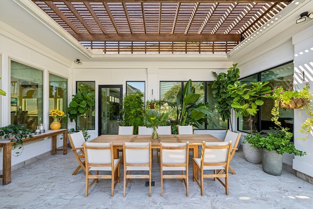 view of sunroom / solarium