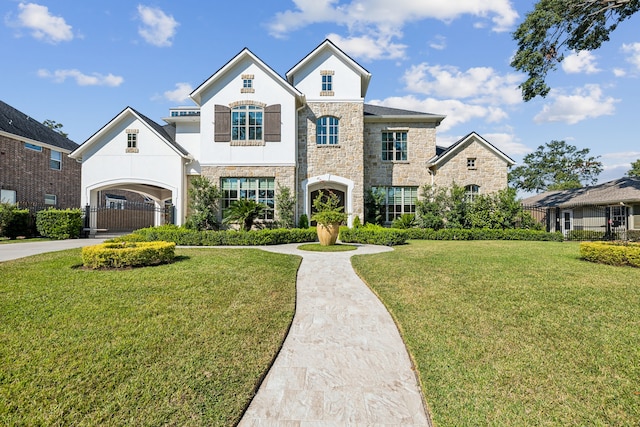 view of front of house featuring a front yard