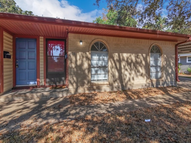 view of entrance to property