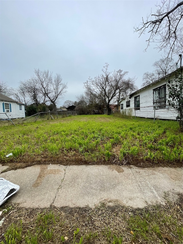 Listing photo 3 for 3211 Market St, Houston TX 77012