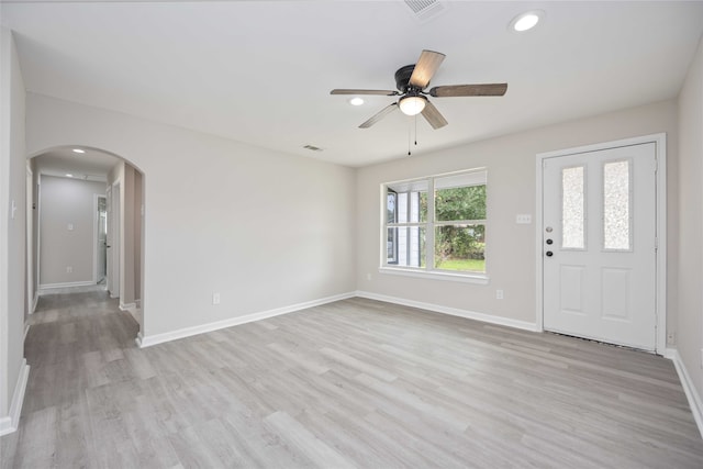 foyer entrance featuring light hardwood / wood-style flooring and ceiling fan