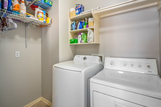 laundry room featuring washer and clothes dryer