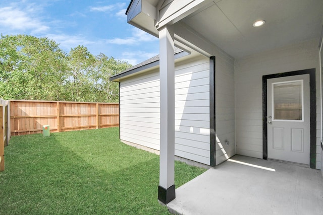 view of yard with a patio