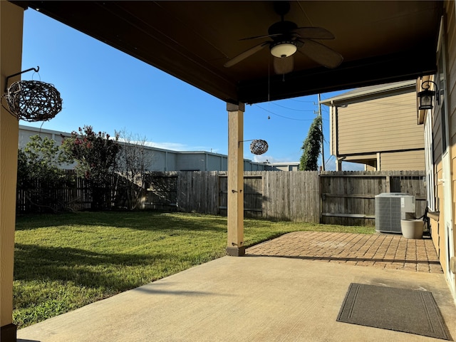 view of patio featuring central air condition unit and ceiling fan