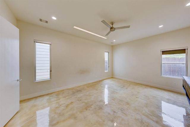 empty room with ceiling fan