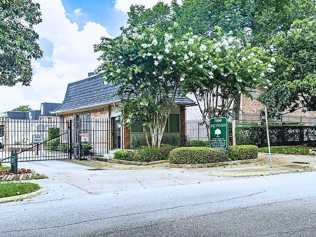 2400 N Braeswood Blvd Unit 314, Houston, TX 77030 - view of building exterior