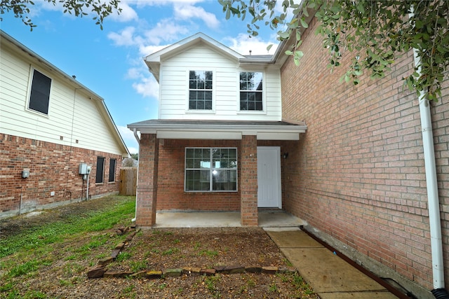 view of front of property