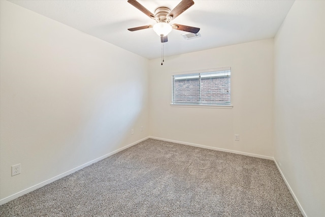 unfurnished room with carpet floors and ceiling fan