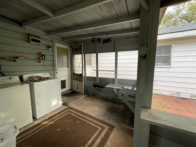 washroom with washing machine and dryer