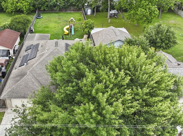 631 Apache St, Houston, TX 77022 - drone / aerial view