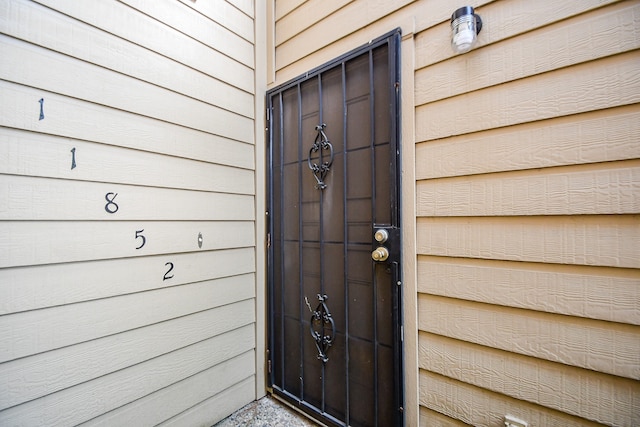 view of entrance to property