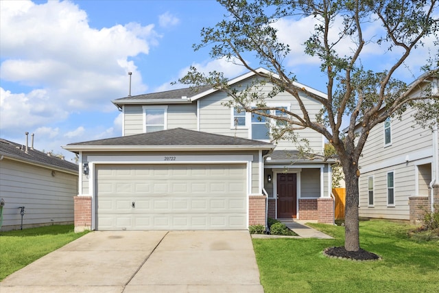 view of front of home with a front lawn