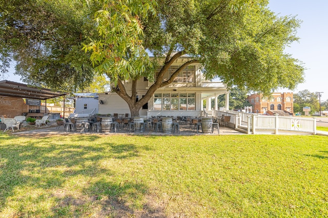 view of yard with a patio